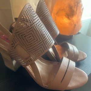 London rebel brown heels. Great condition.
